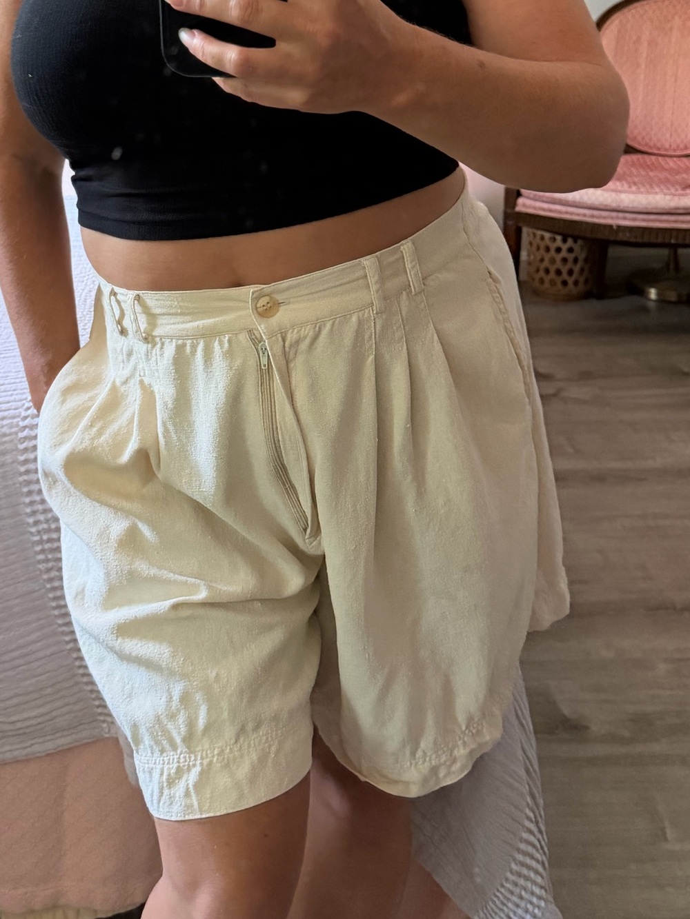 Women's High-Waist Linen-Blend Shorts in Light Cream